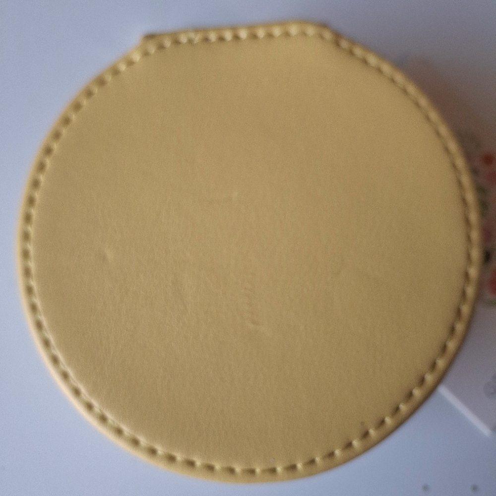 Louenhide Travel Jewelry Case-Yellow - Picture 3 of 3